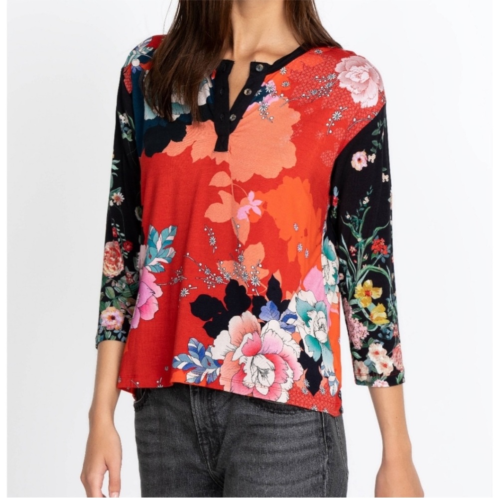 JOHNNY WAS Tura Henley 3/4 Sleeve Floral Blouse Top | Size S
